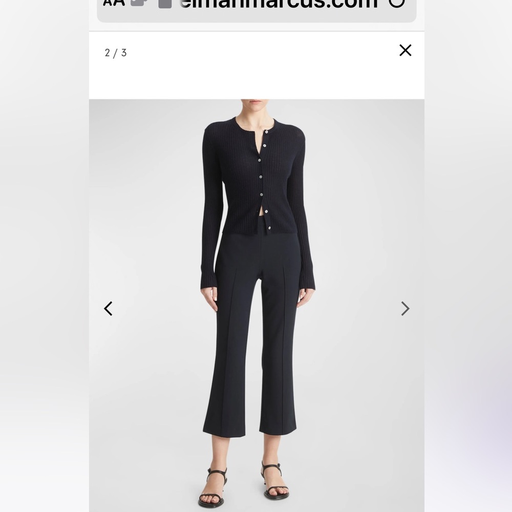 Vince mid rise crop flare pintuck black pant size 8. Worn once.